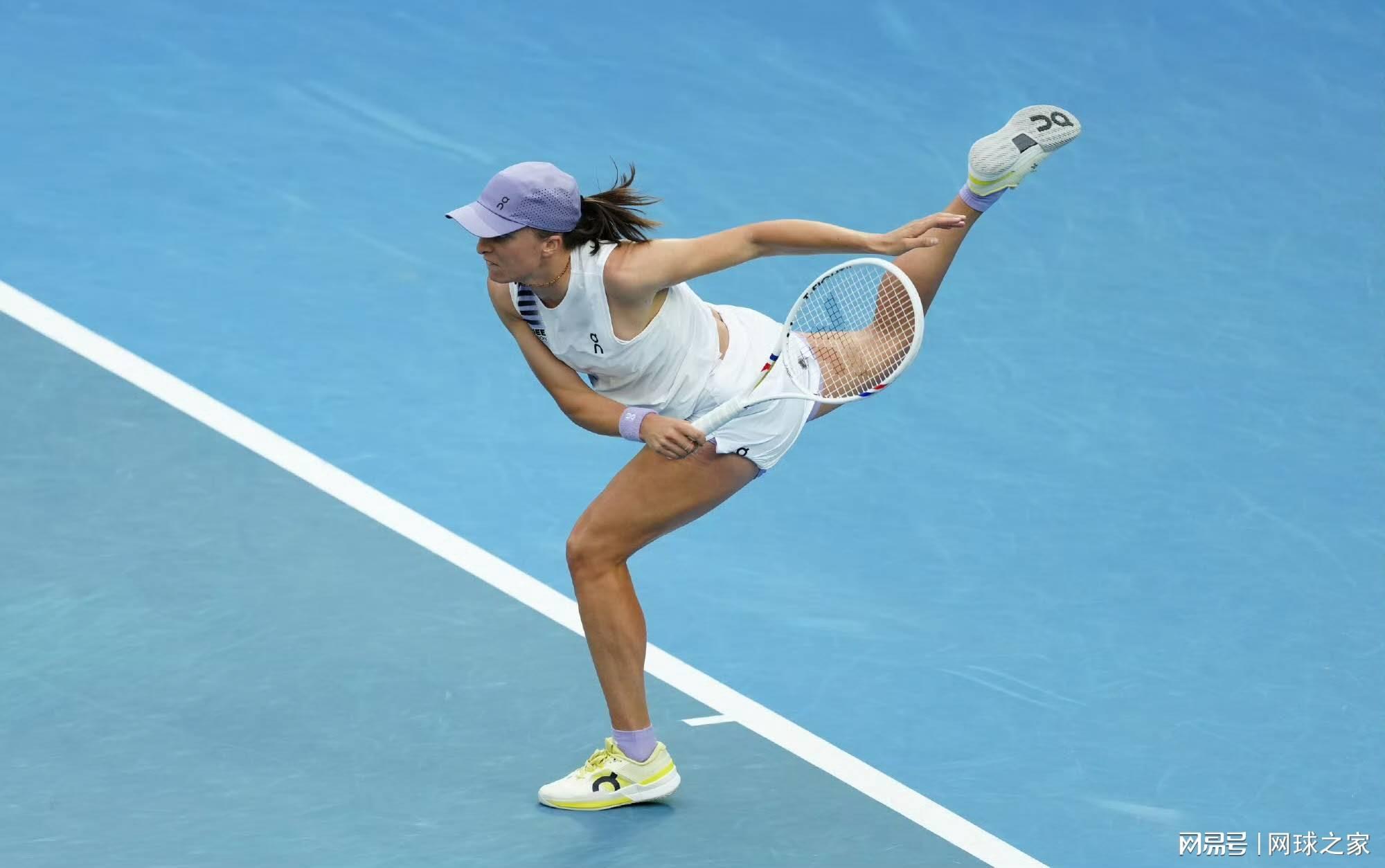 华体会app下载-斯瓦泰克再陷八爪鱼干扰球争议风波，吴易昺燃尽惜败赛后抽筋倒地